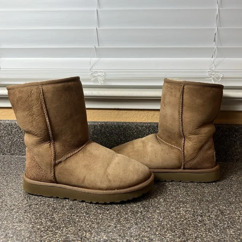 UGG Tan Suede Winter Boots Sheepskin Lining Womens Size 6 Pull On Comfort Casual